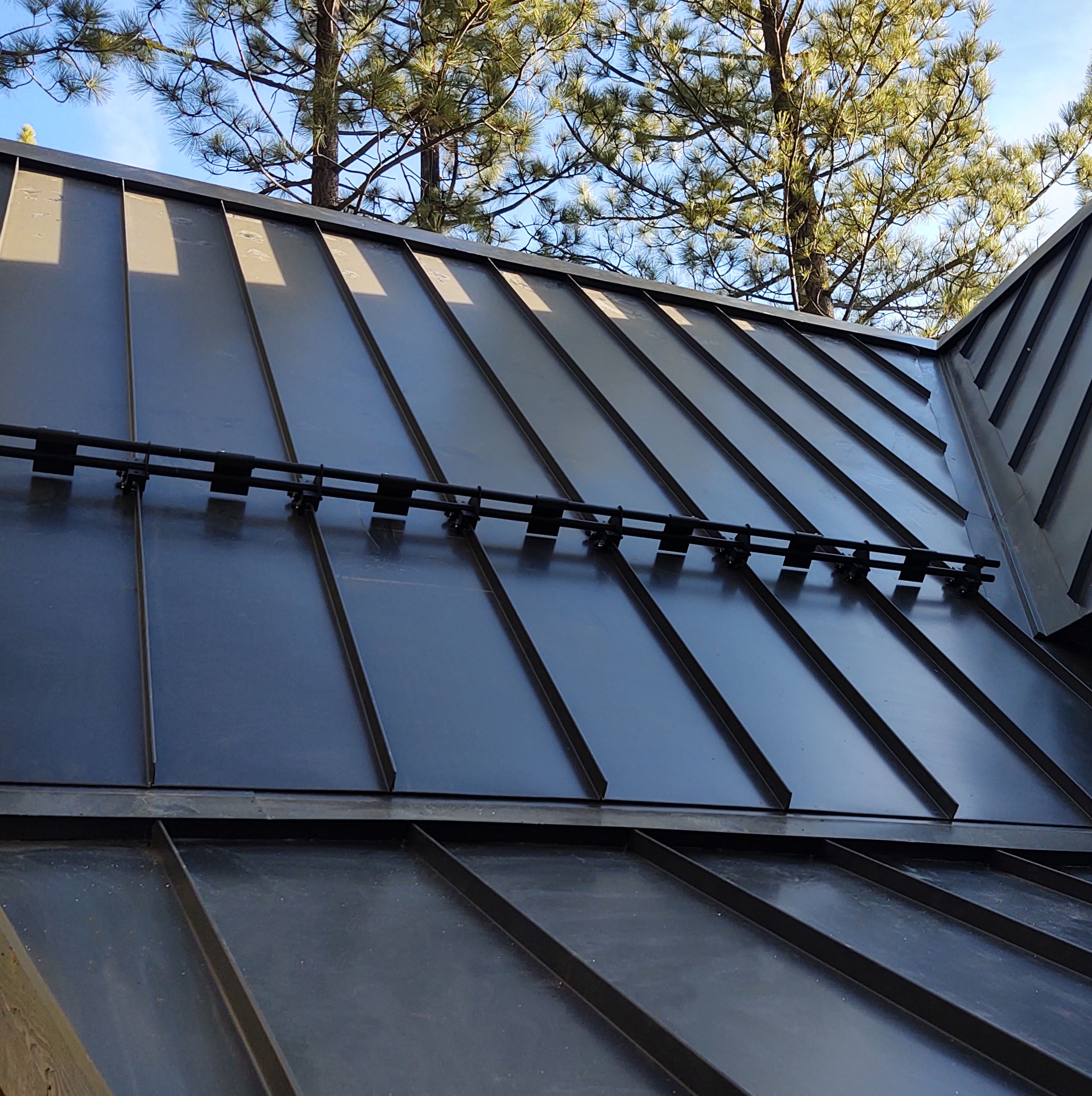 Metal vs Asphalt Roofing in New Palestine: Real Stories