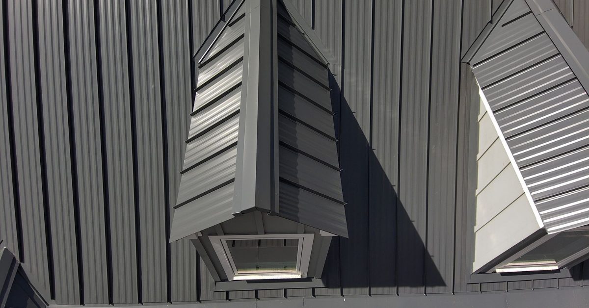 New Palestine Standing Seam Roofs: Clean Lines and Modern Appeal